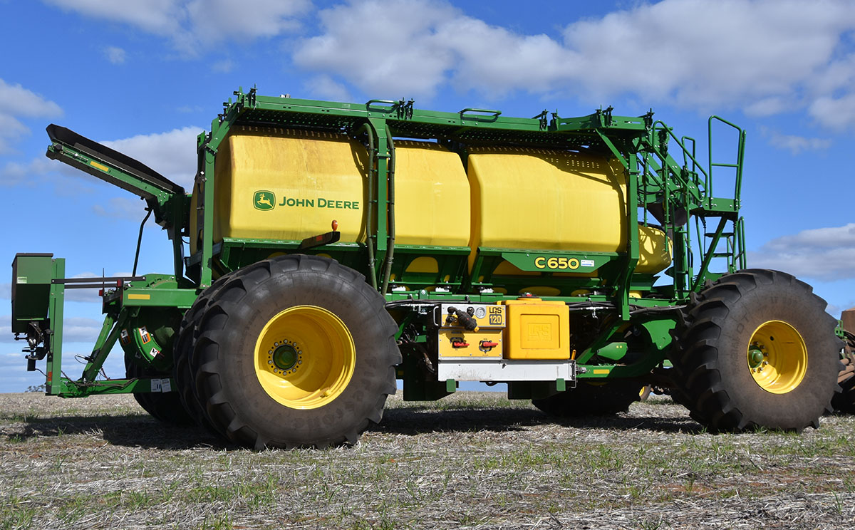 Seeding Equipment, C650 Tow Behind Air Cart